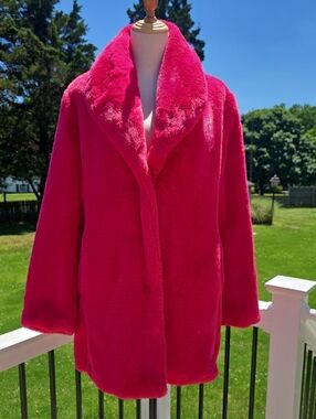 Avec Les Filles Hot Pink Faux Fur Coat